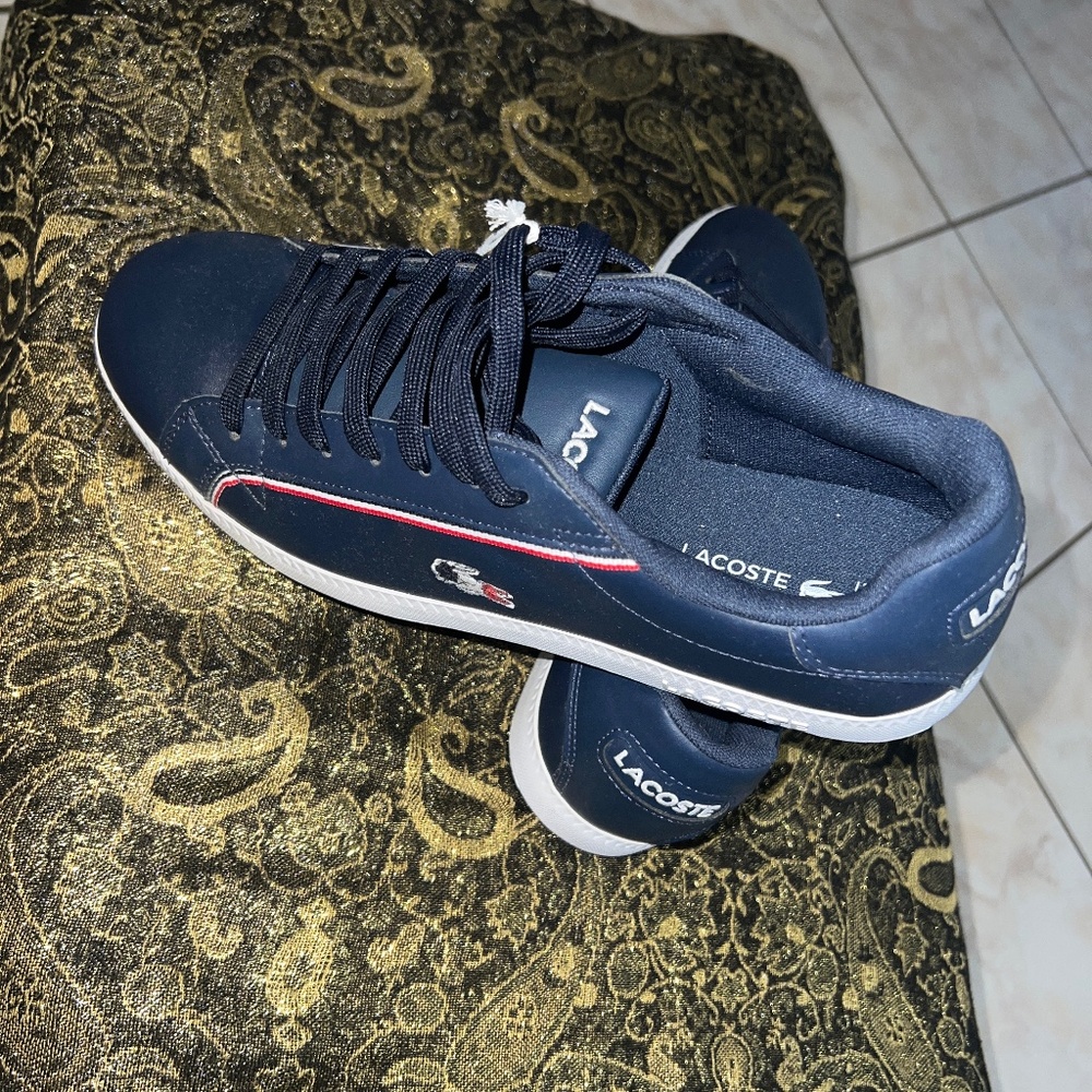 Lacoste 10 men’s shoes